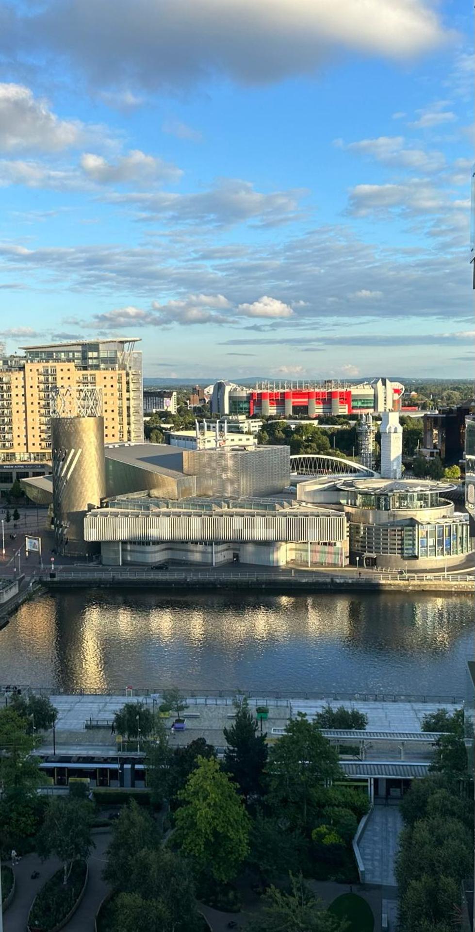 Apartment with Balcony