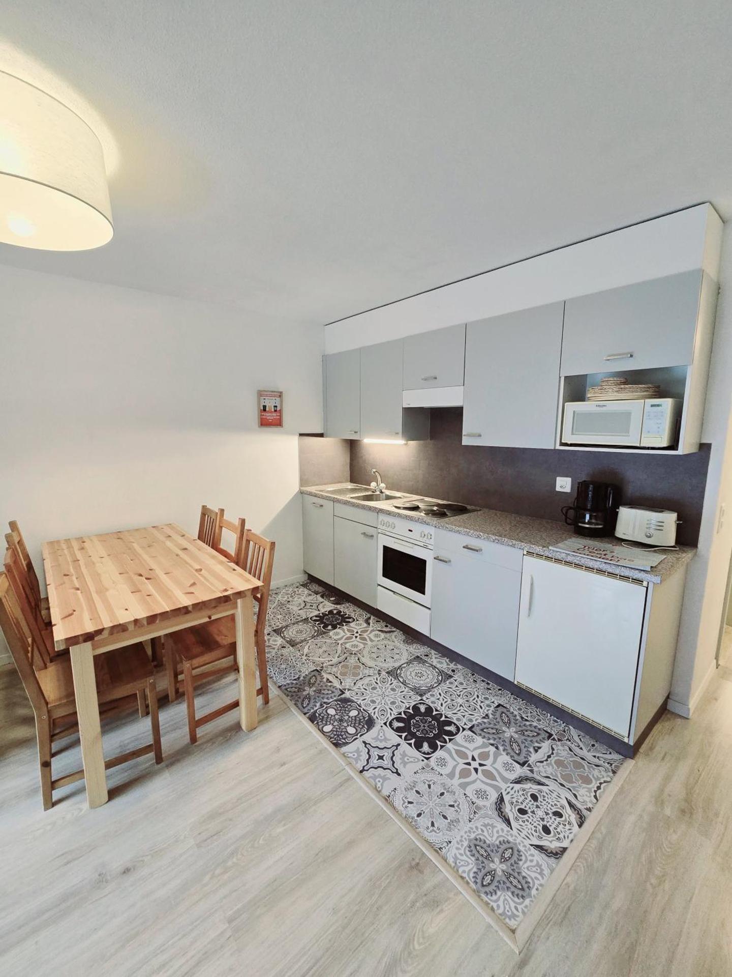 Kitchen or kitchenette