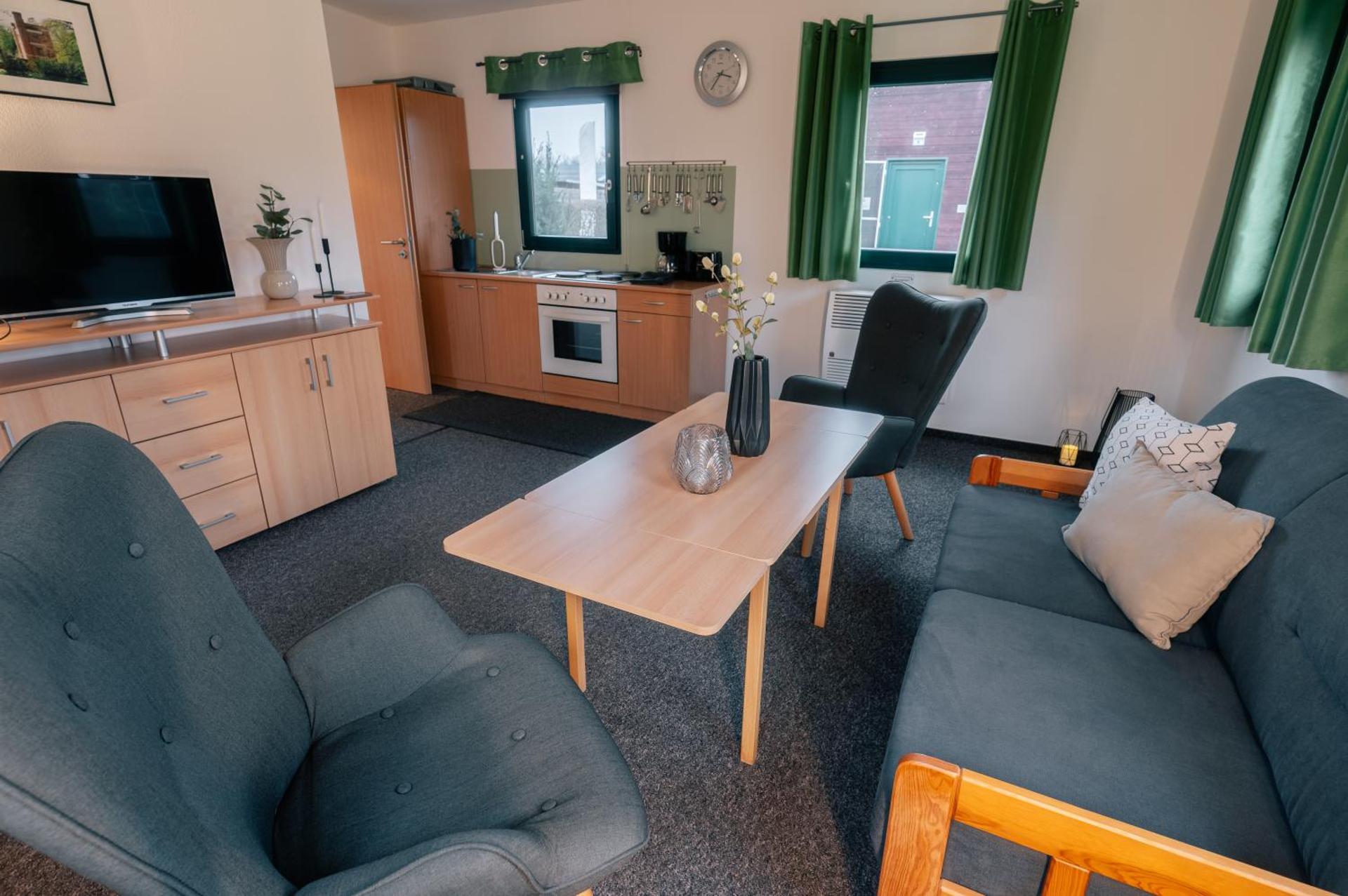 Communal lounge/ TV room