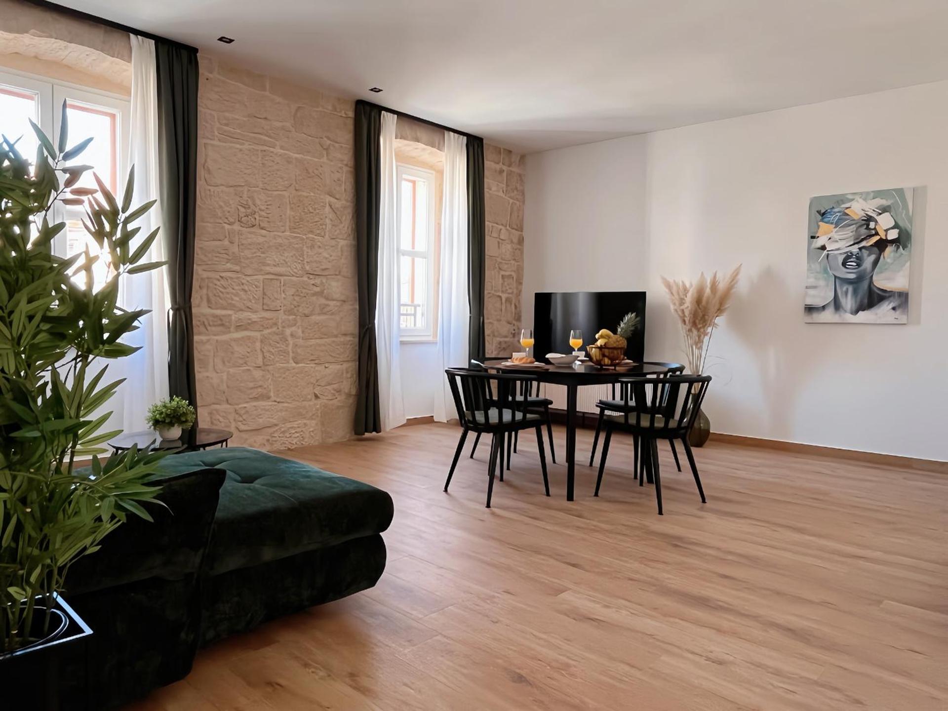 Luxury apartments White house