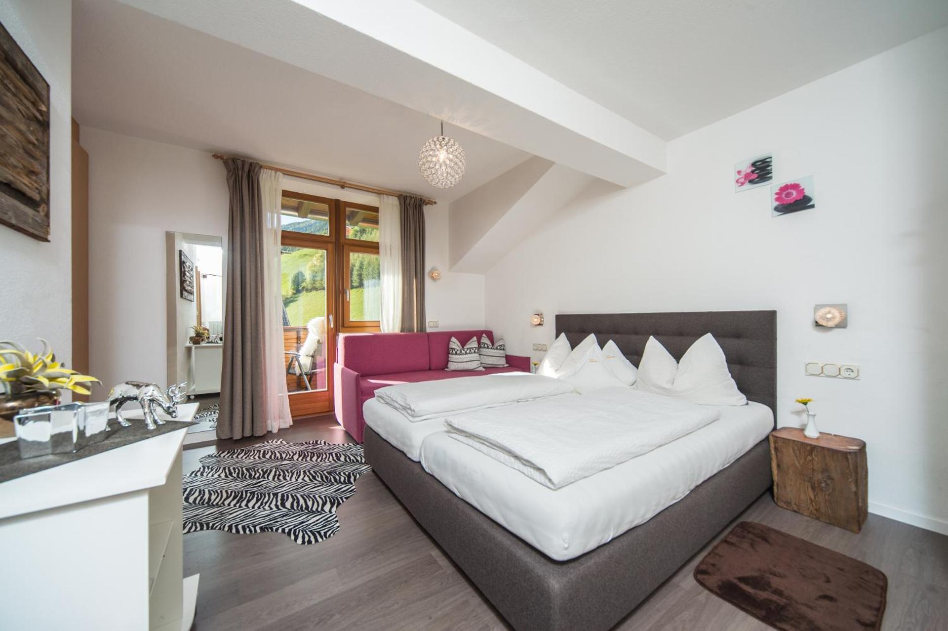 Ski-IN Ski-OUT Hotel Sonnleiten