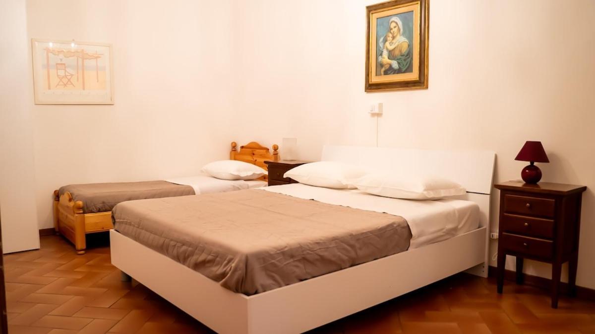 casa miranda - terrace on the river near Florence