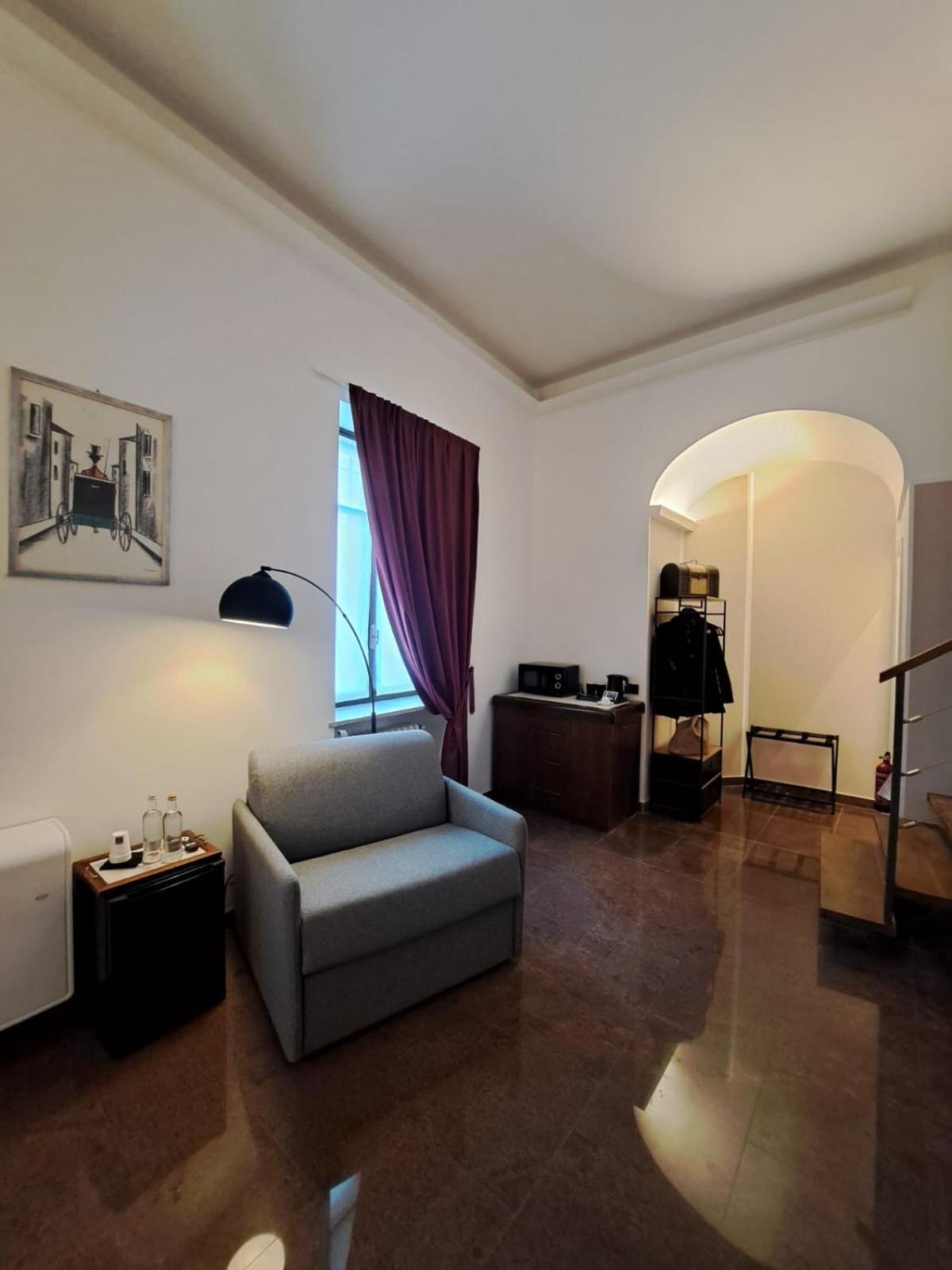 Palazzo Cusani Charming Rooms