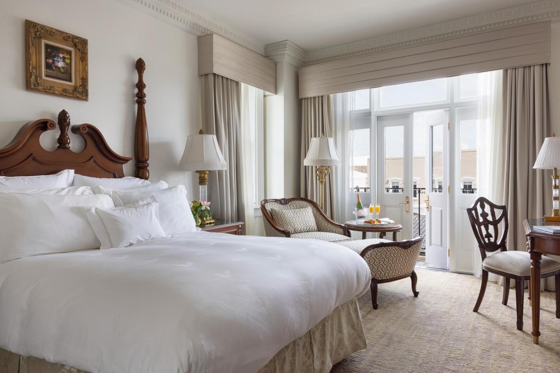 Market Pavilion Hotel