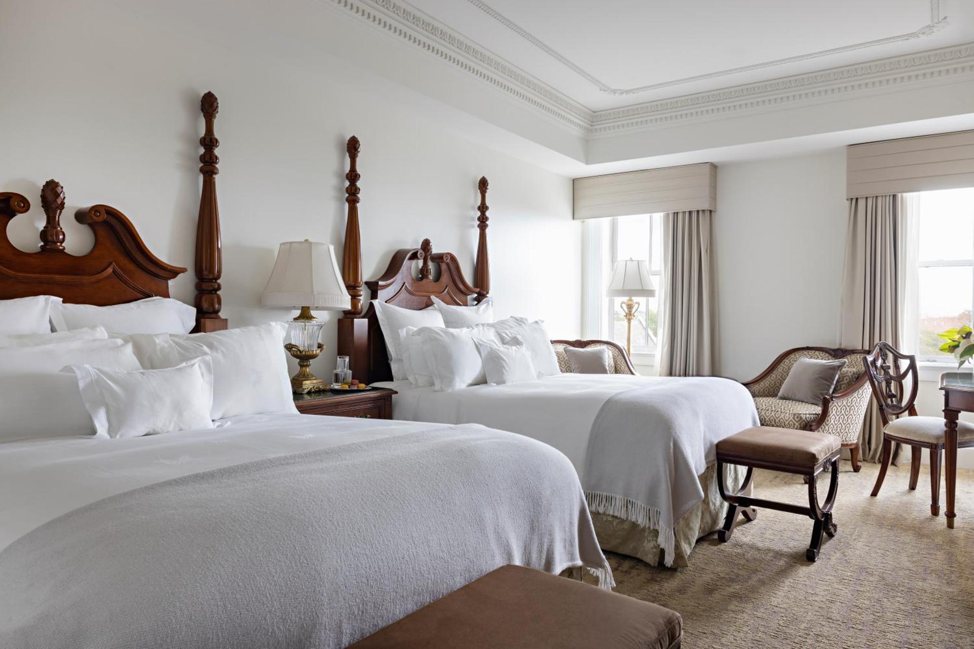 Market Pavilion Hotel