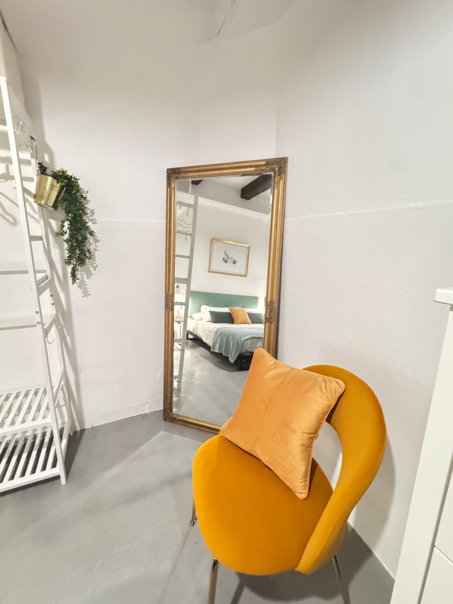 BeautyFlat for Six by ElenaHost