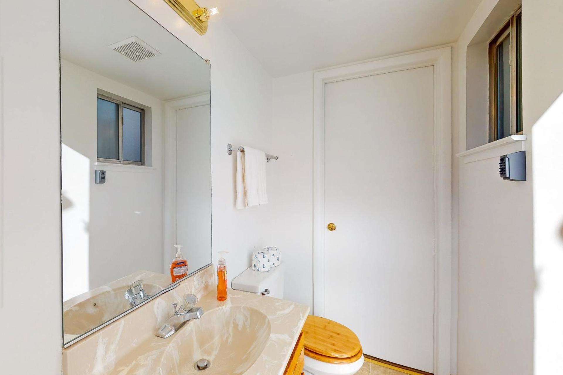 Lake Village Townhouse B