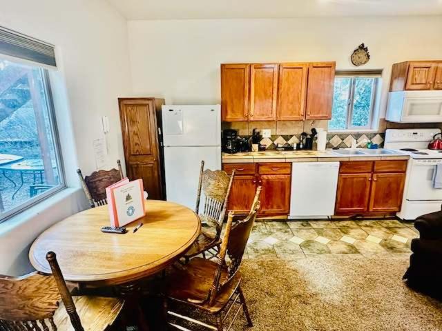 Lower Unit-Yosemite Woods-Inside Yosemite