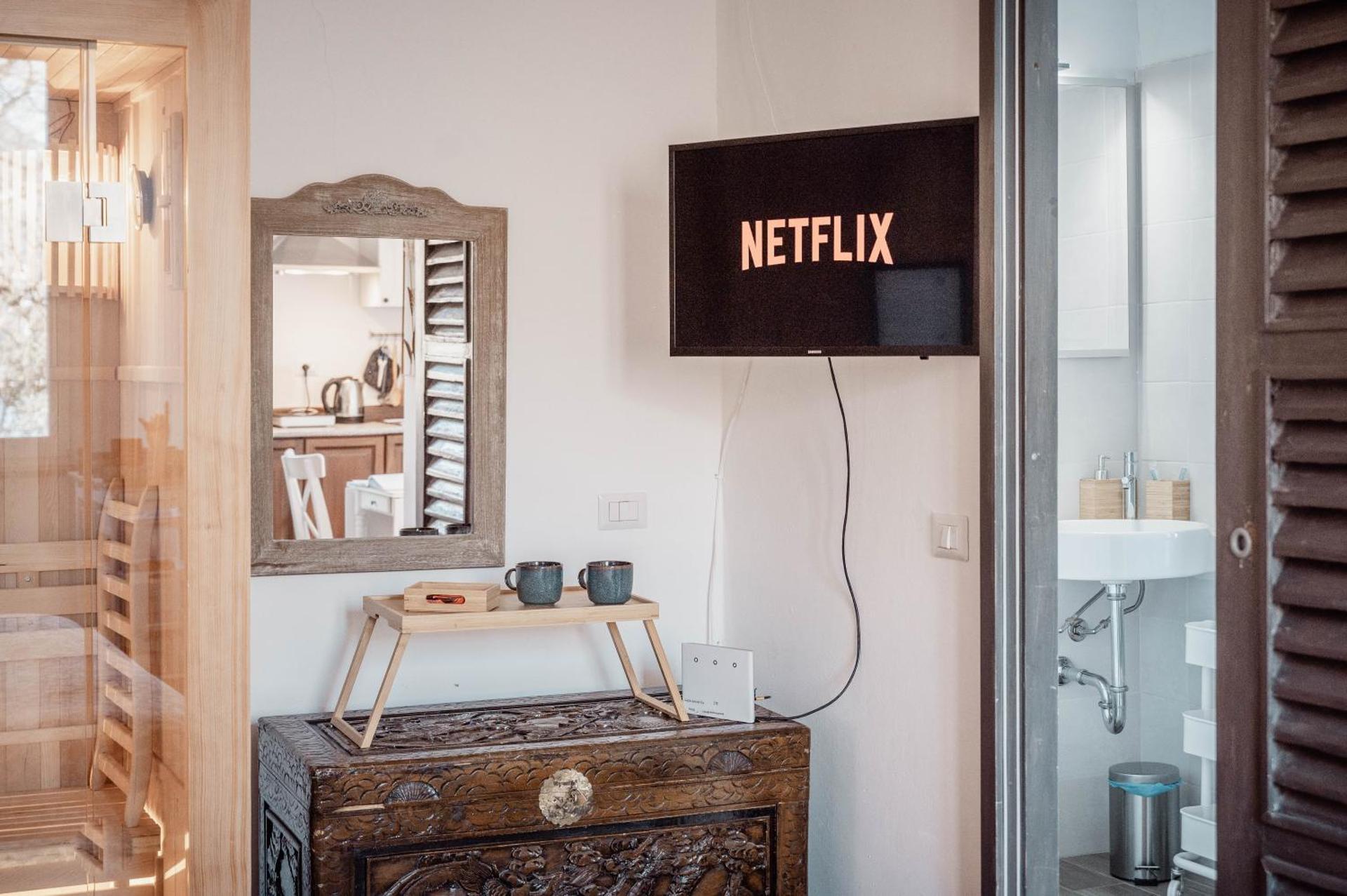 Casa Giulietta Caronti with view of lake Como