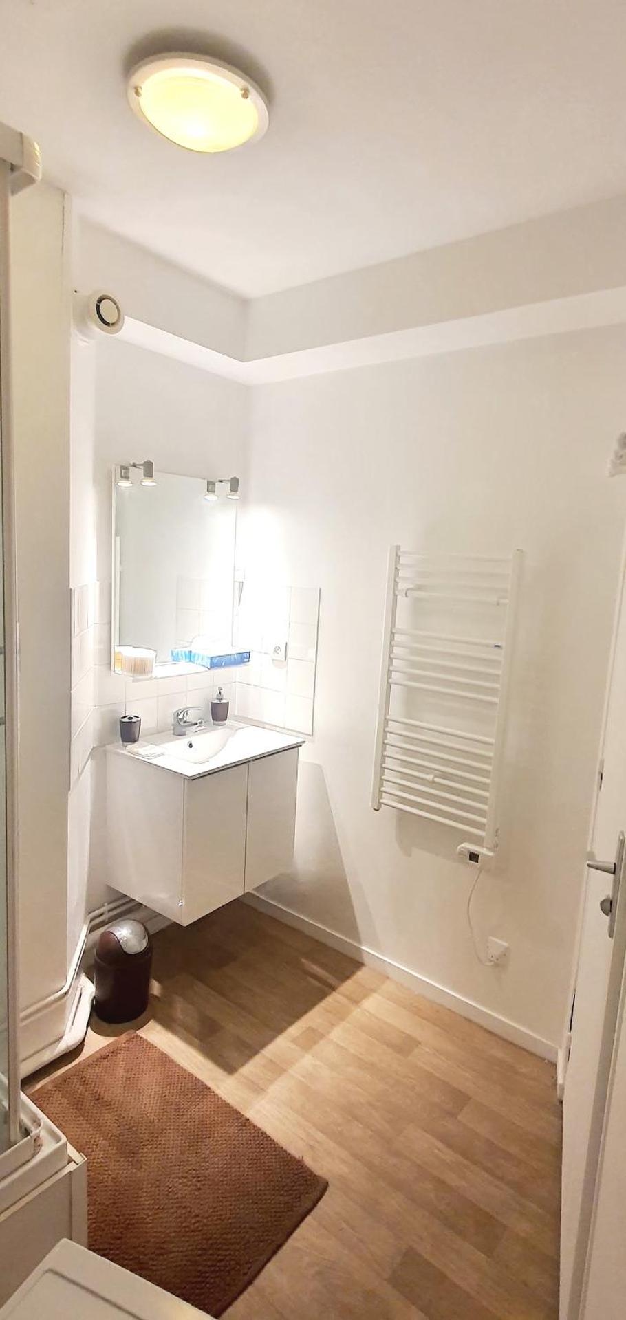 Lumineux & Convivial