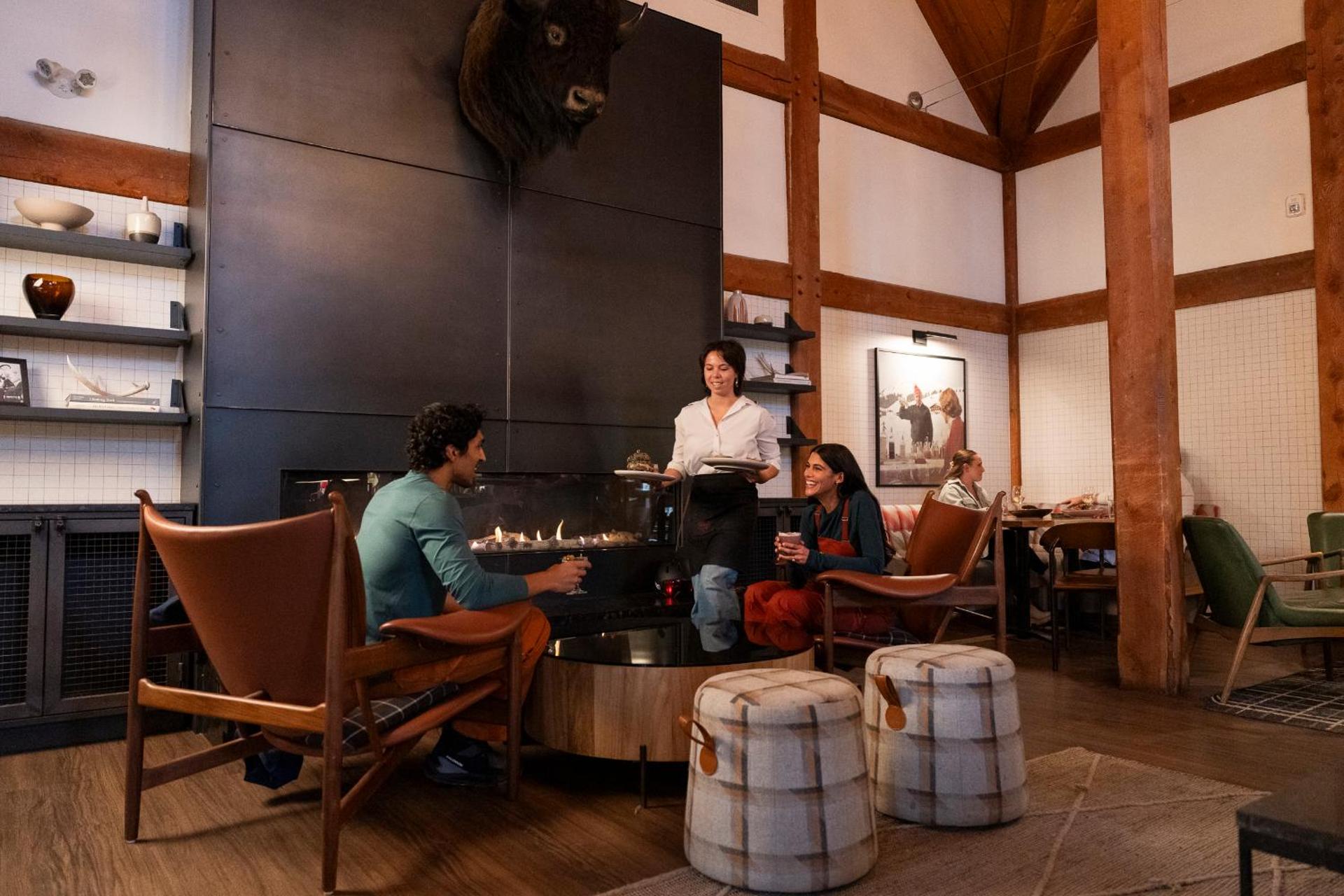 Restaurant/places to eat