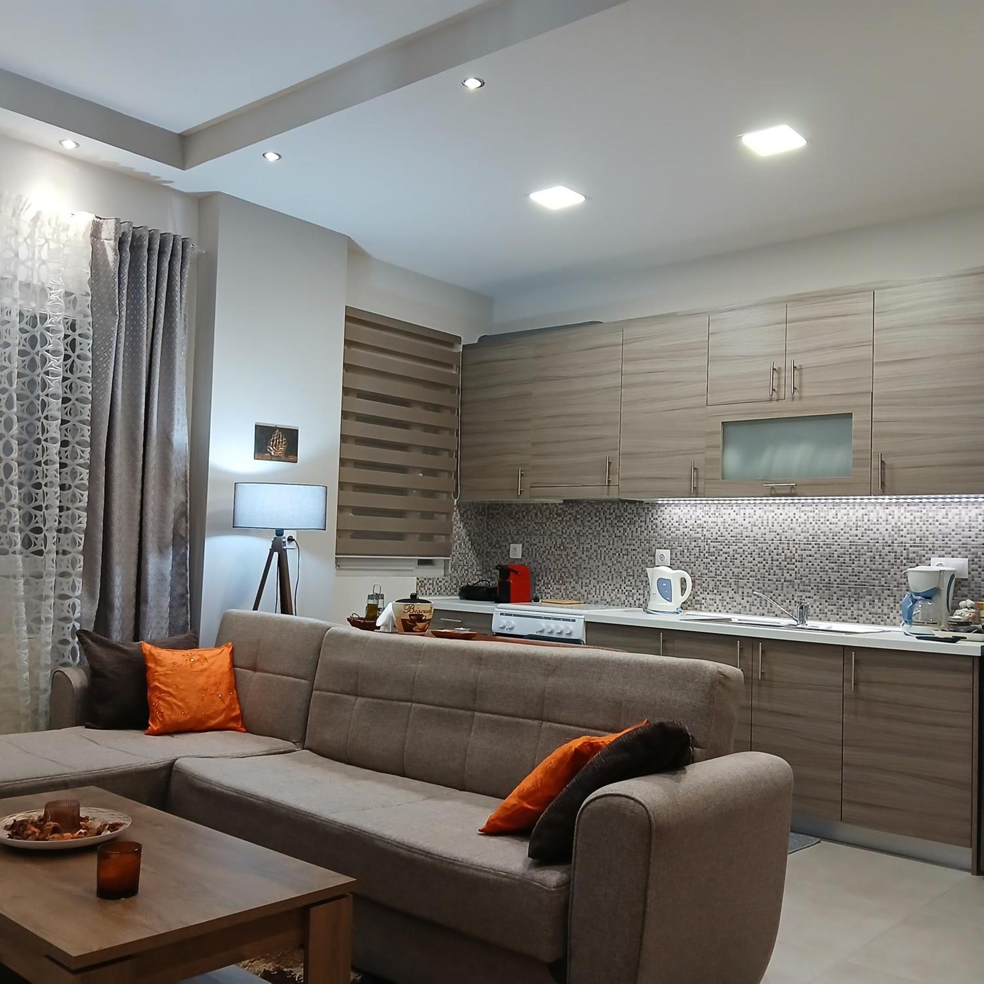 Elena's City Center Apartment