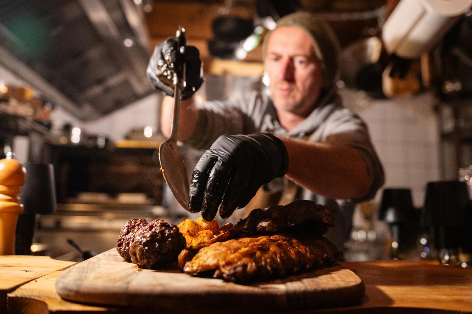 Restaurant/places to eat