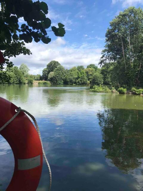 Cosy Countryside Cabin