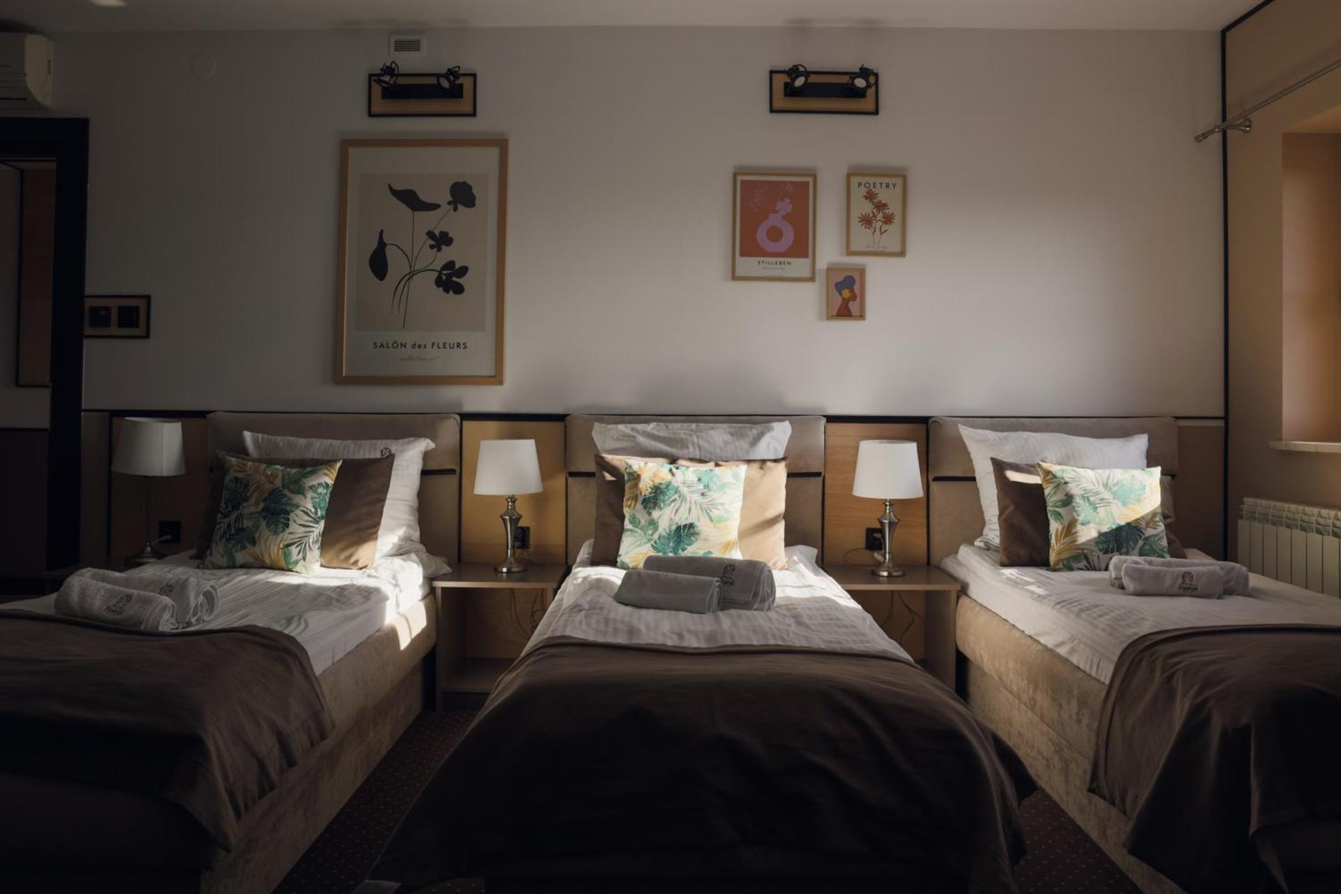 Standard - Kolmen hengen huone