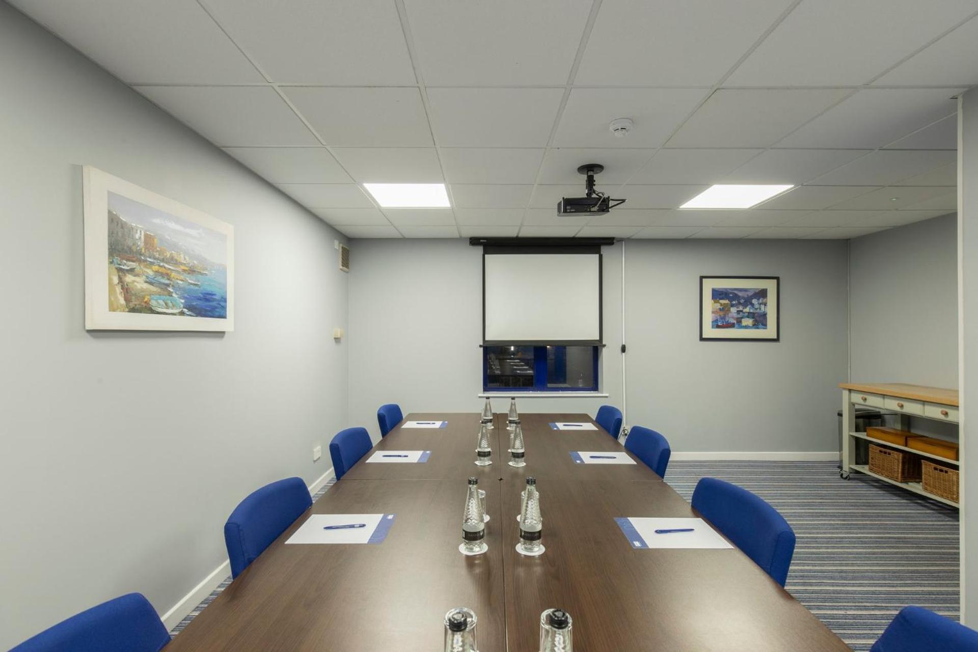 Meeting/conference room
