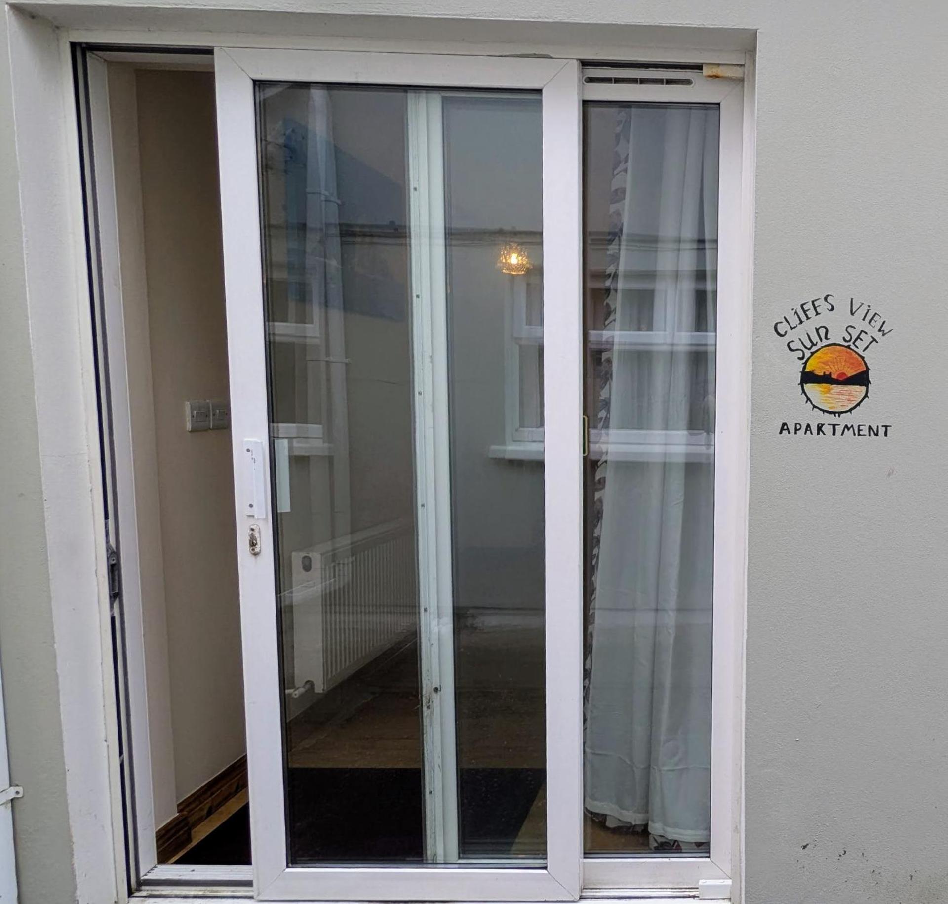 Skellig View Sunset Cliffs View Apartment