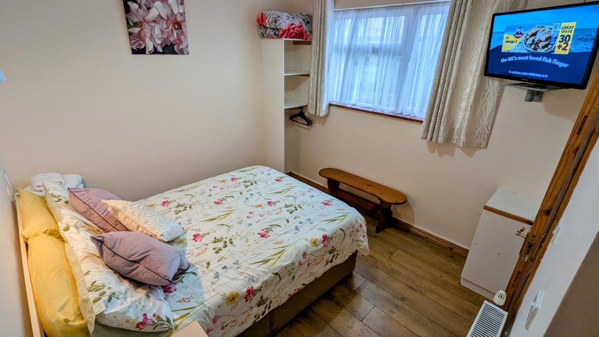 Skellig View Sunset Cliffs View Apartment