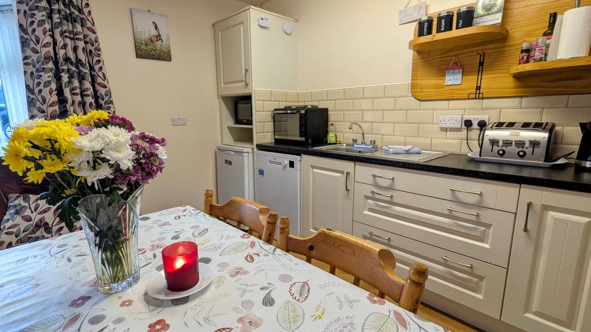 Kitchen or kitchenette