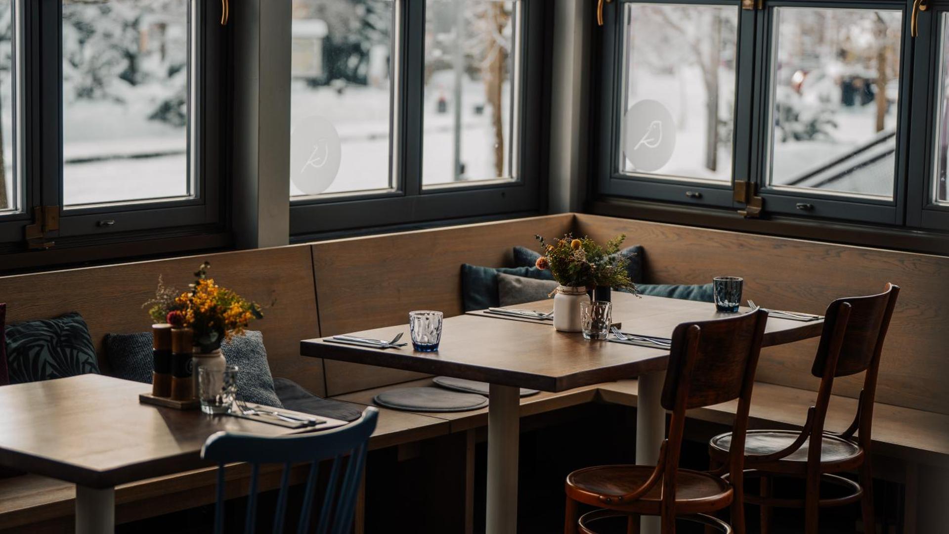 Restaurant/places to eat