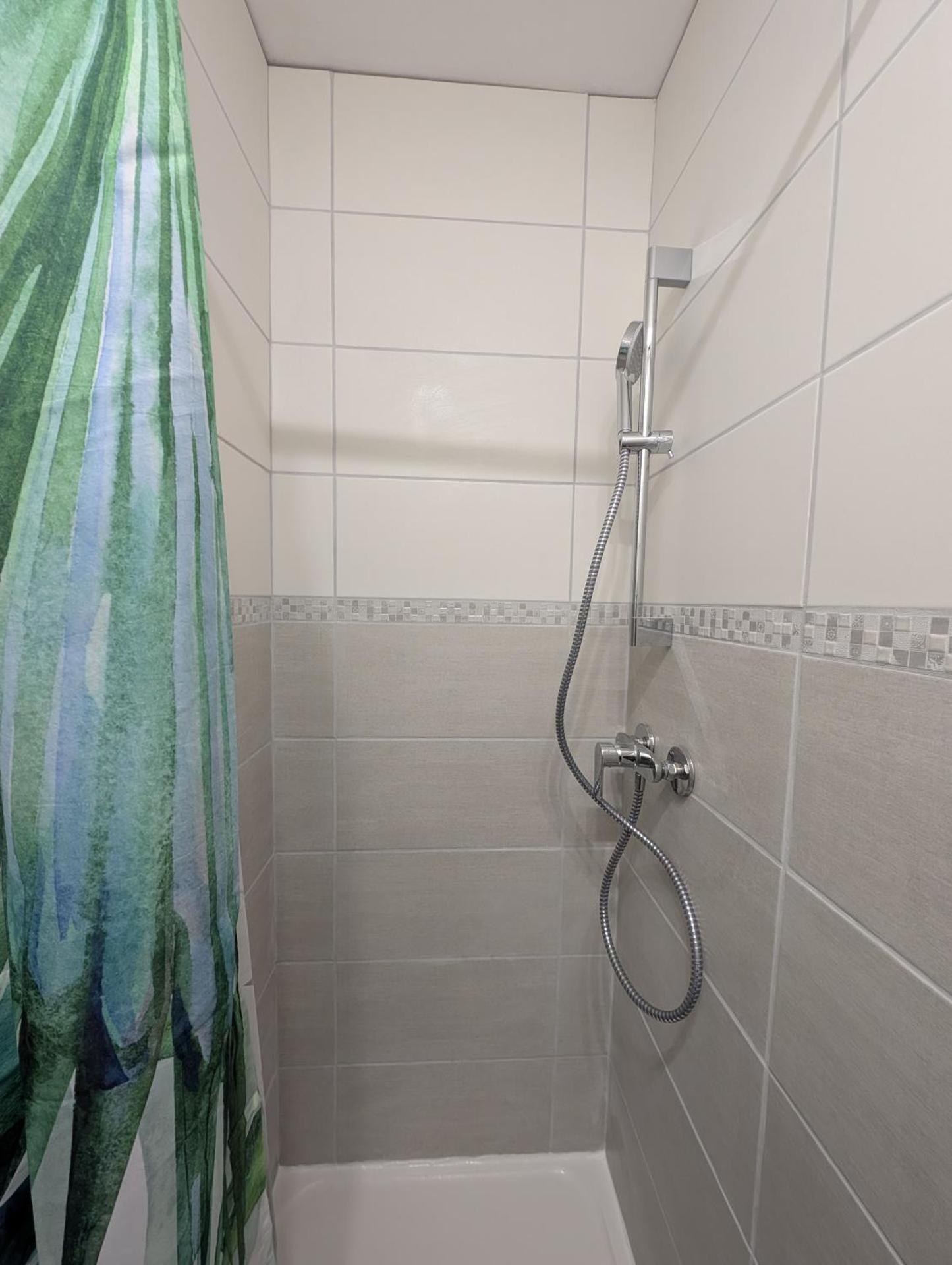 Comfort Triple Room with Shower