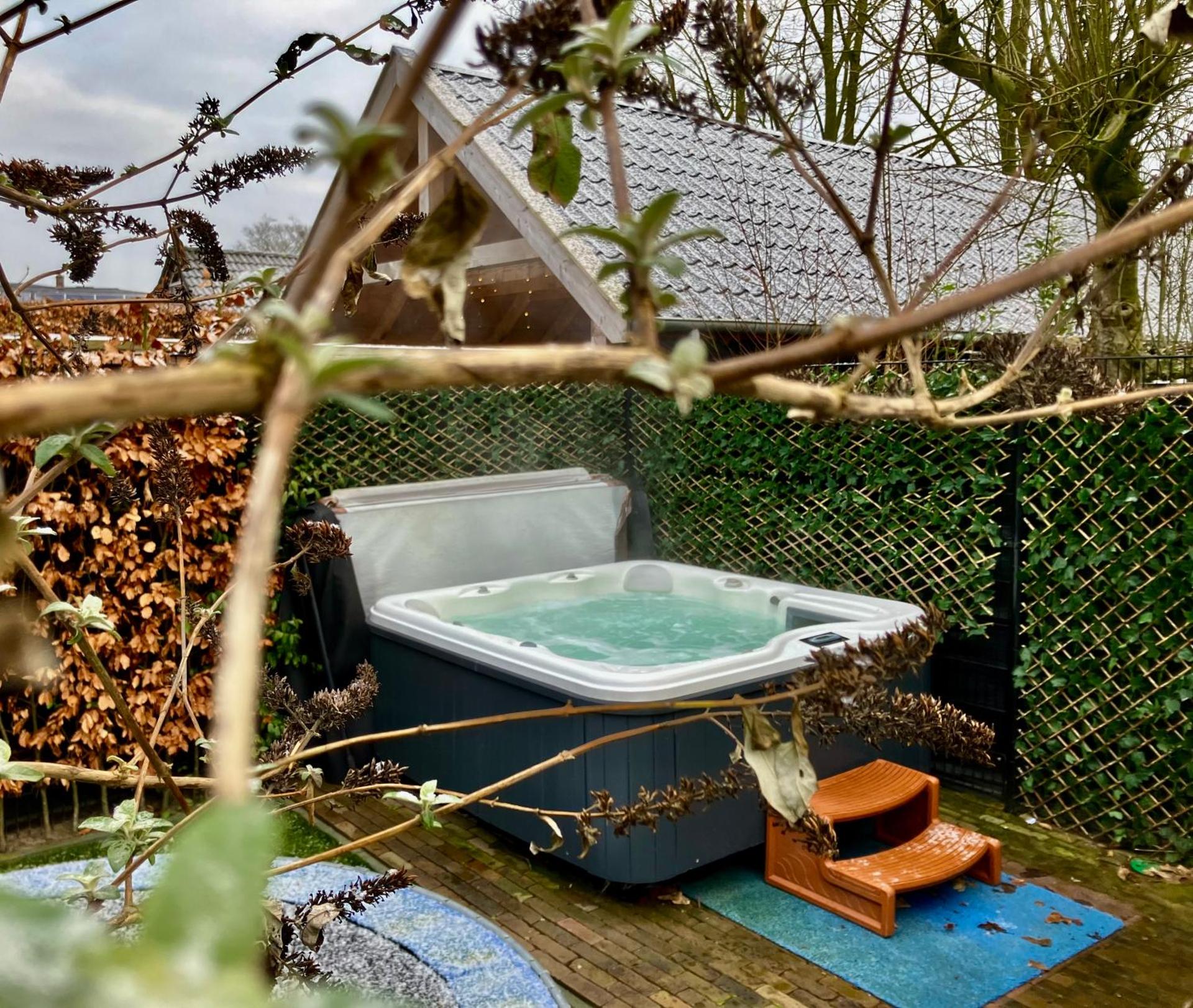 Voorsterstaete former barn, including jacuzzi