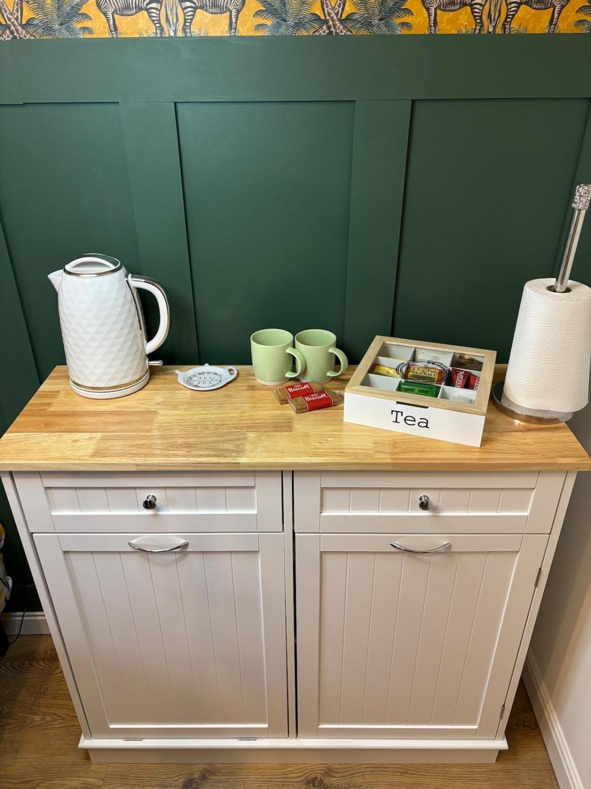 Coffee/tea facilities