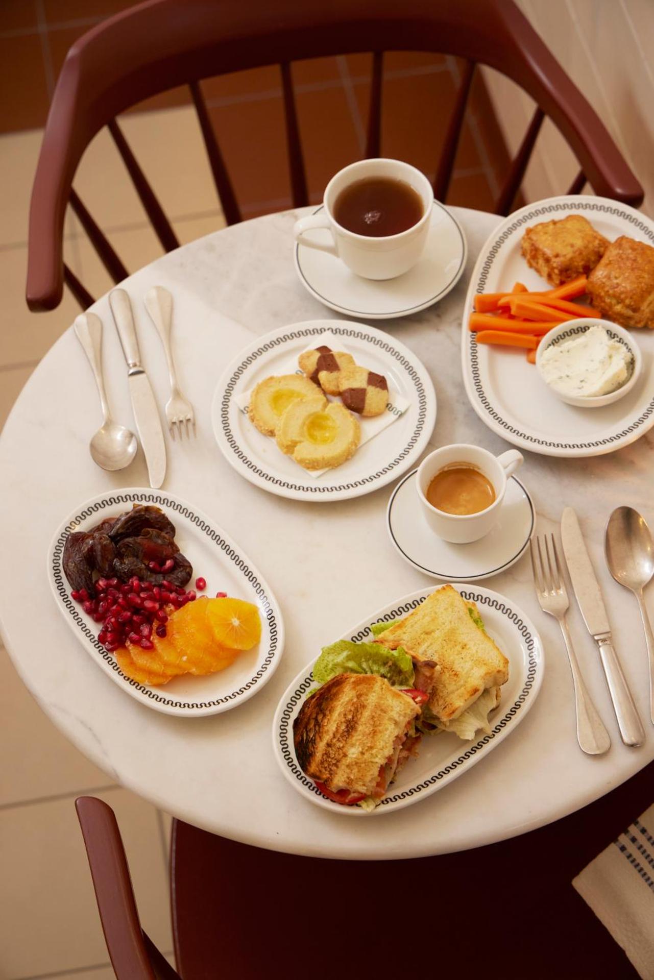 Restaurant/places to eat