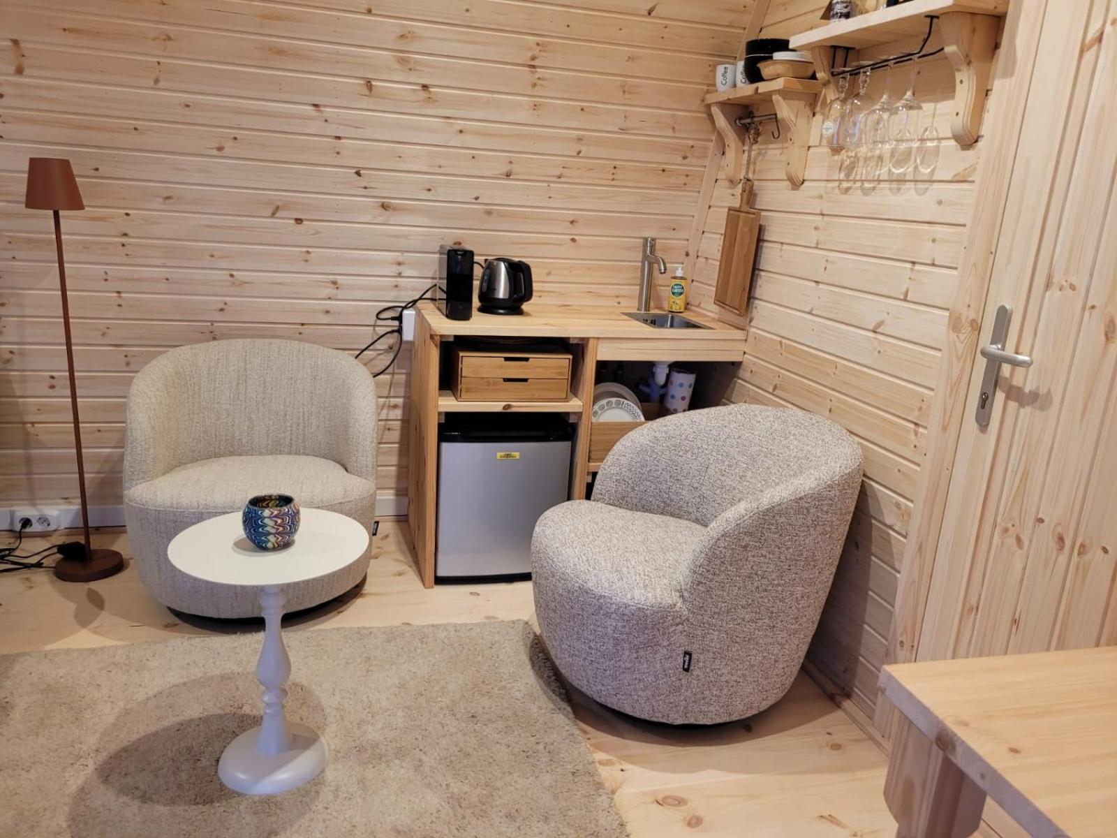 Coffee/tea facilities