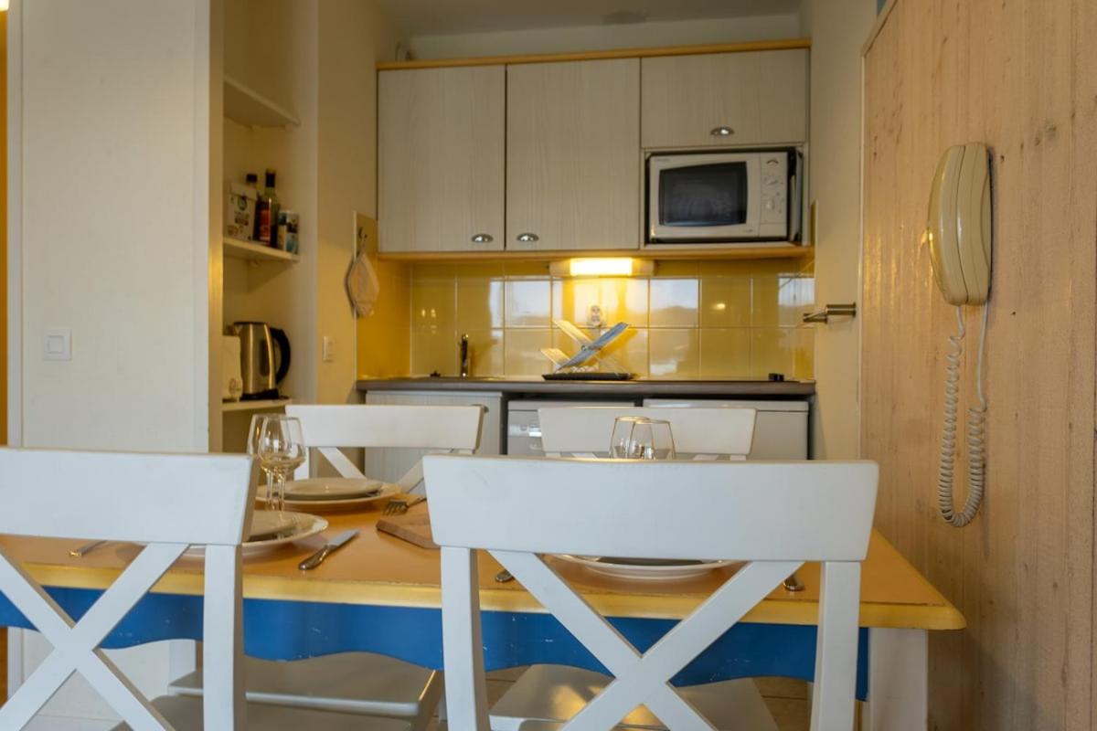 Ti Cap - plage à pieds - Piscine