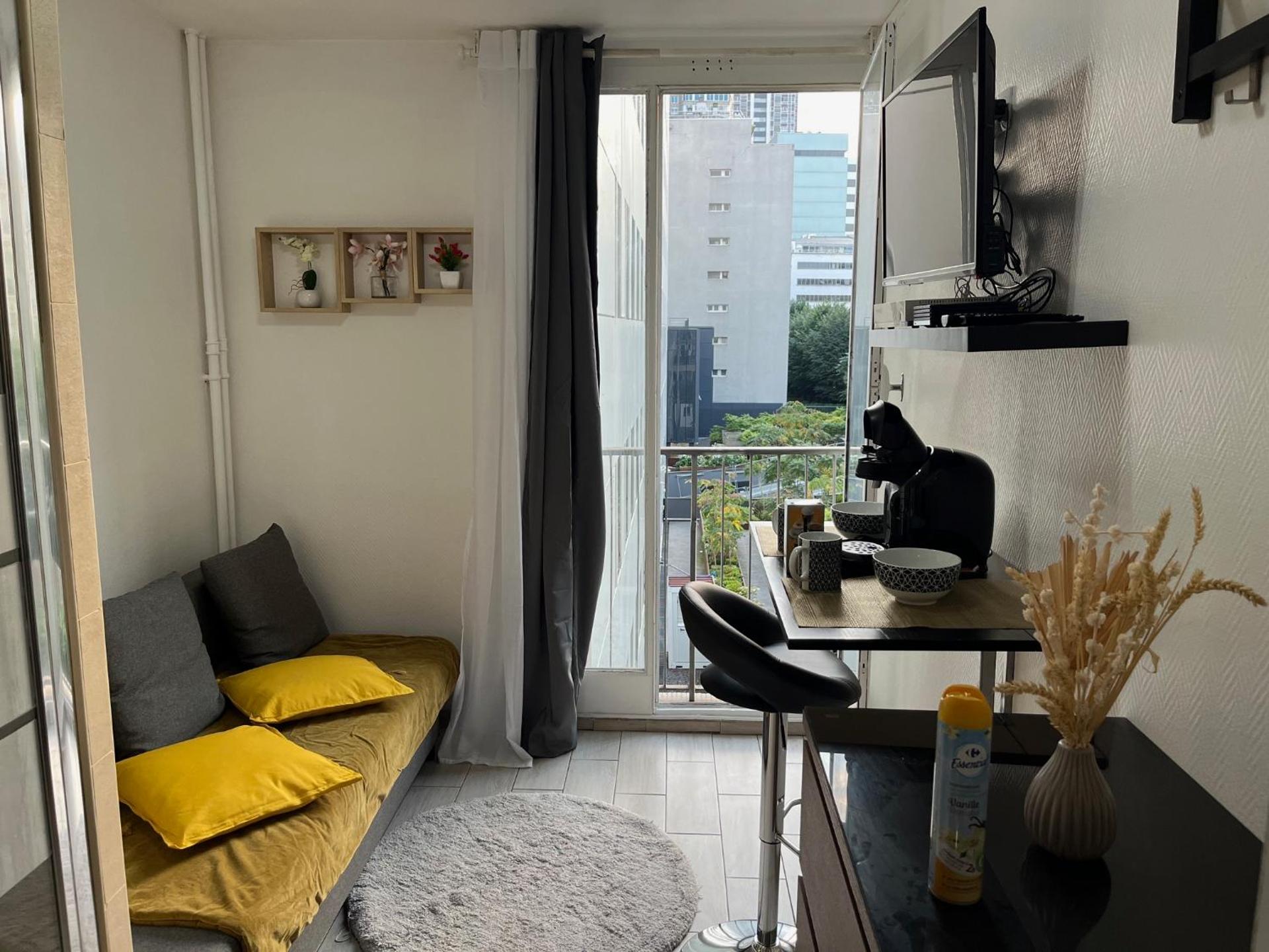 Studio proche Tour Eiffel