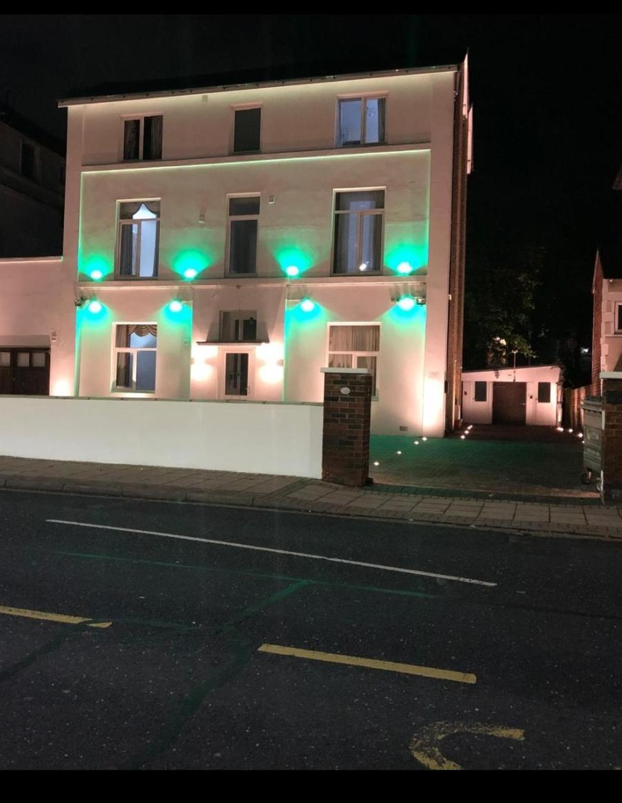 Victorin House - All rooms are EN-SUITE