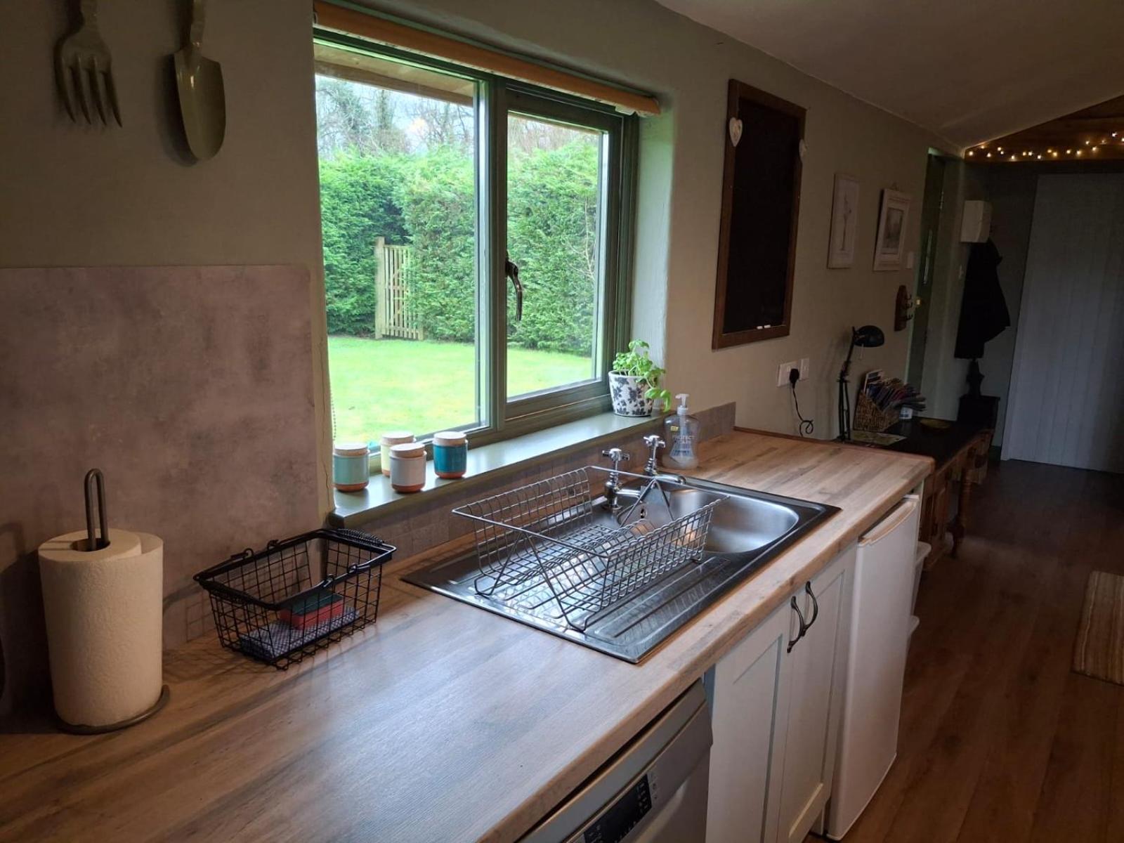 The Potting Shed And The Garden Shed Self Catering