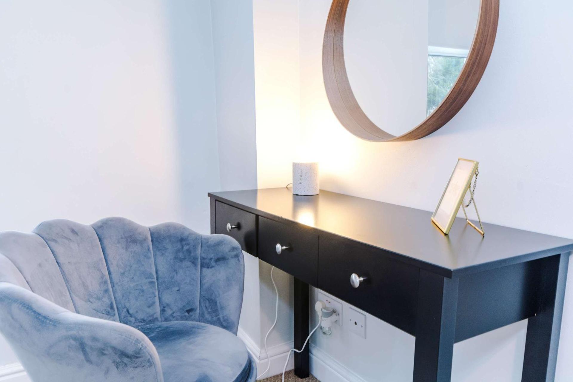 Lincoln House Apartments Buxton by Assured Stays