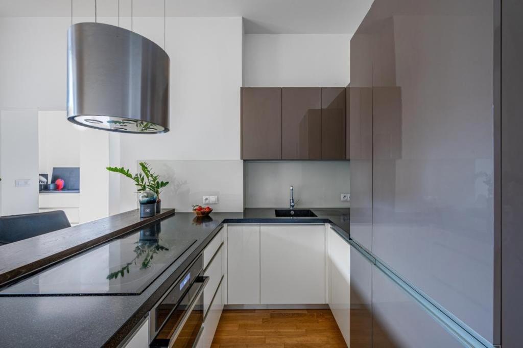 Great apartment in the hype neighborhood