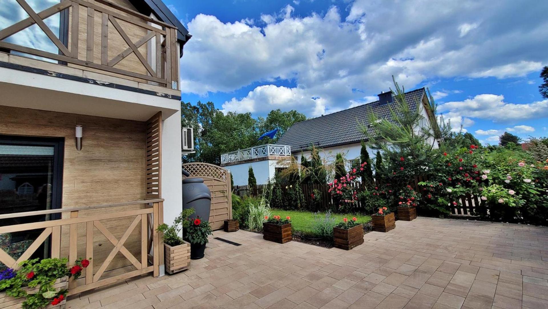 Inner courtyard view