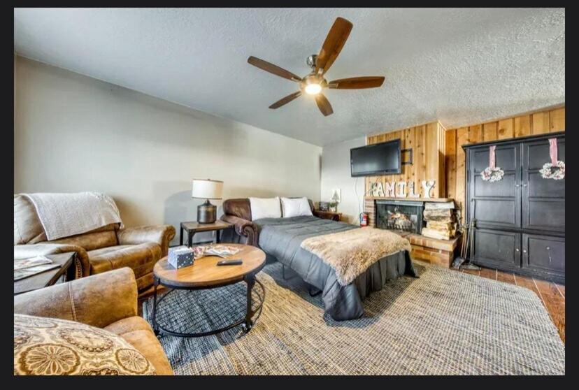 Charming Family Condo, Spacious-Prestige Vacations