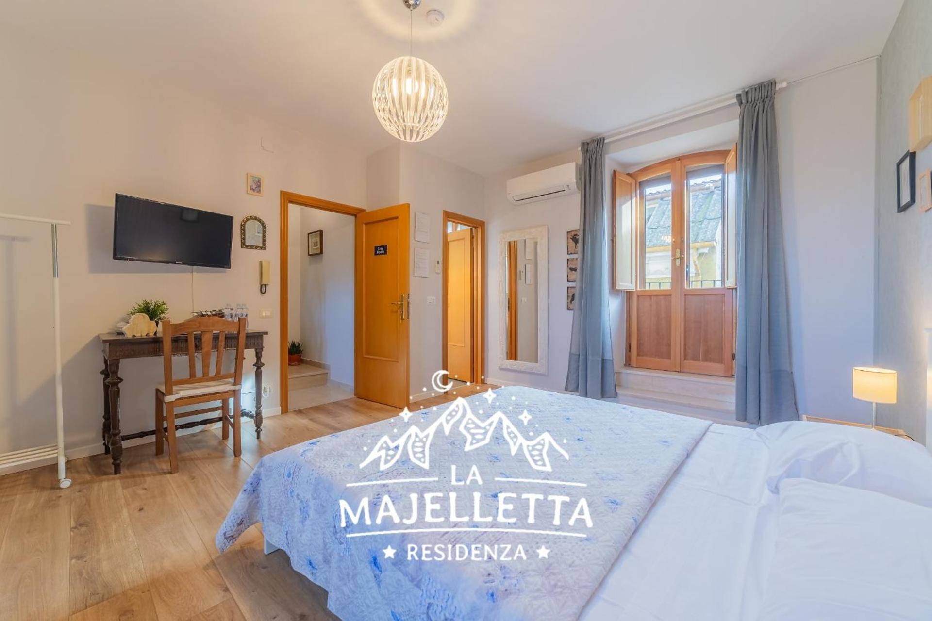 Triple Room with Private Bathroom