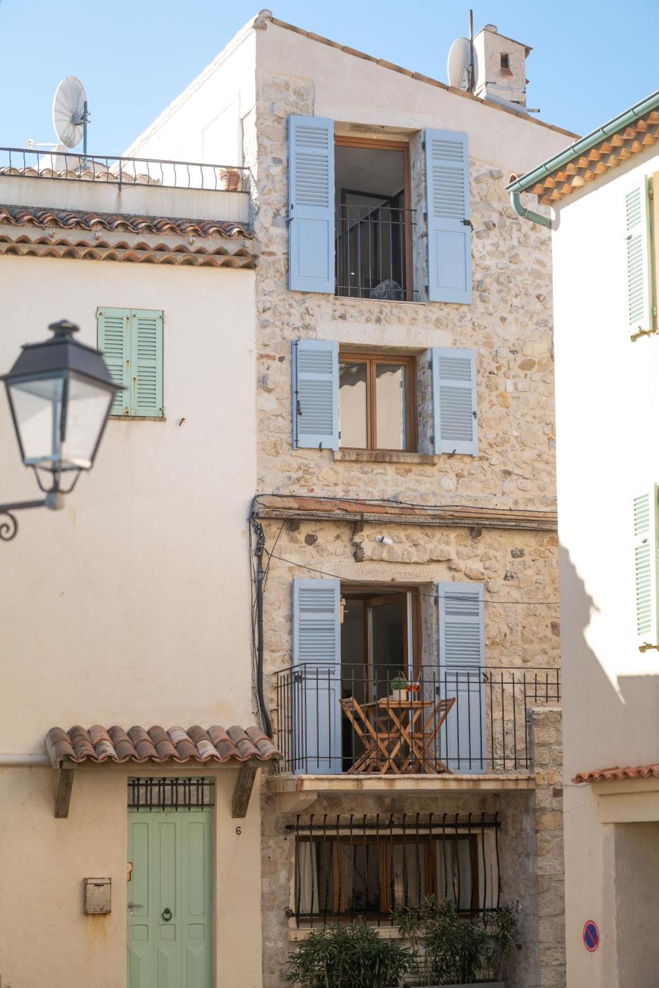 La Pablita by Evasion Riviera, Vieil Antibes, Remparts