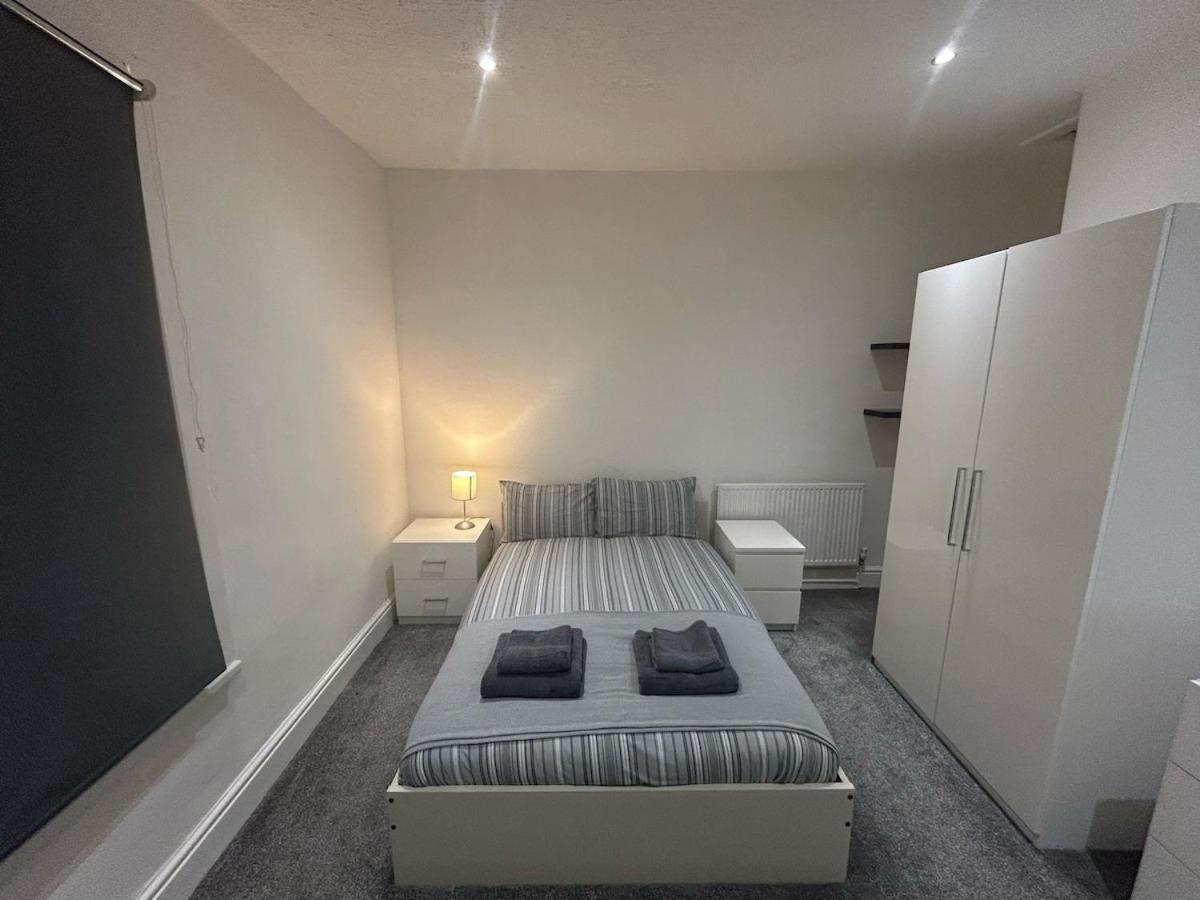 Cosy Home in Newton-Le-Willows