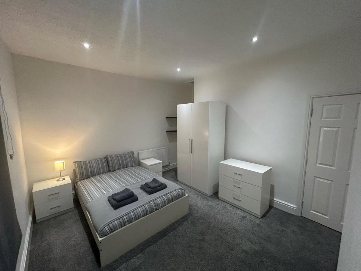 Cosy Home in Newton-Le-Willows