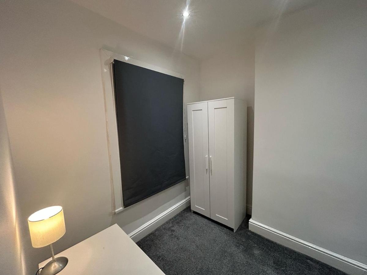 Cosy Home in Newton-Le-Willows