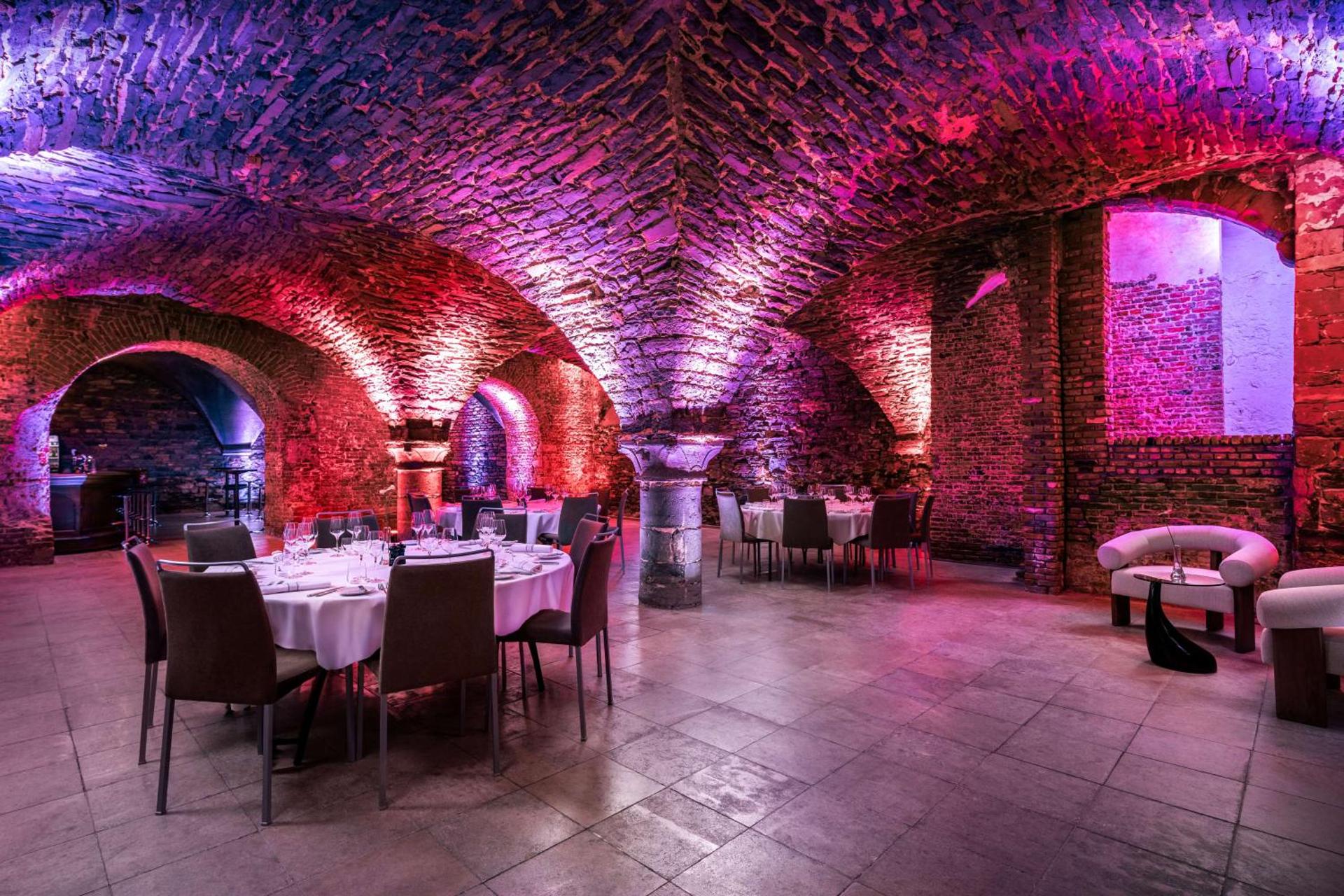 Meeting/conference room