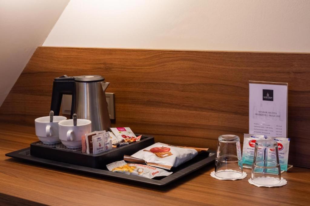 Deluxe Double Room with Bath