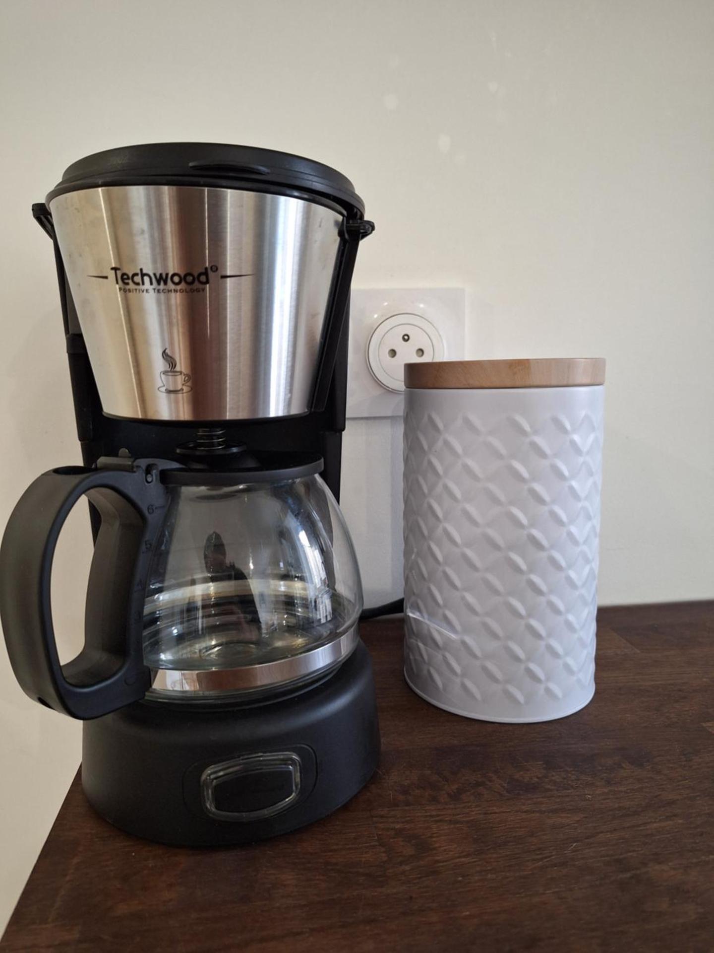 Coffee/tea facilities