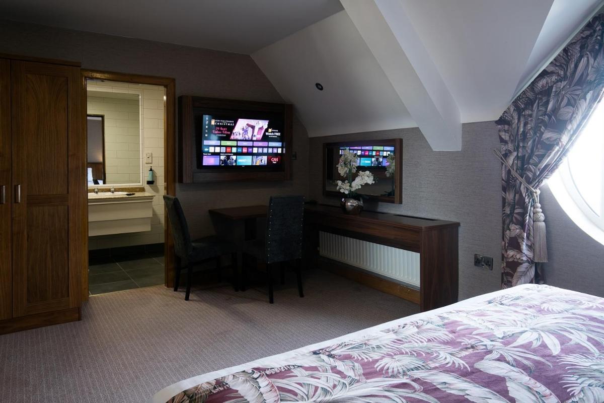 Holyrood Hotel - Leisure Centre & The Spa at Orchids