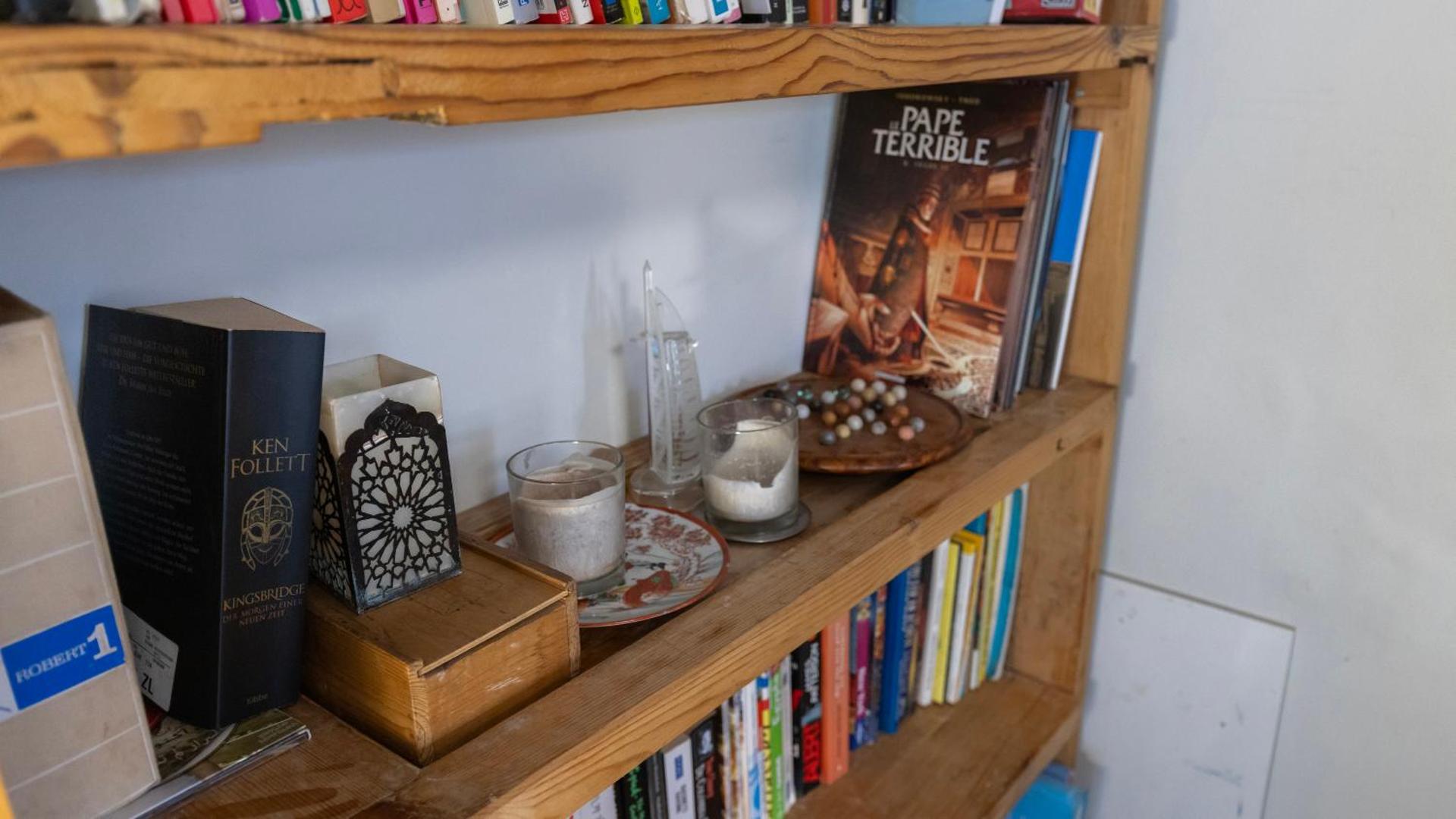 Communal lounge/ TV room