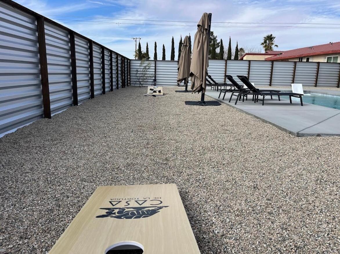 Joshua Tree Poolside Escape!