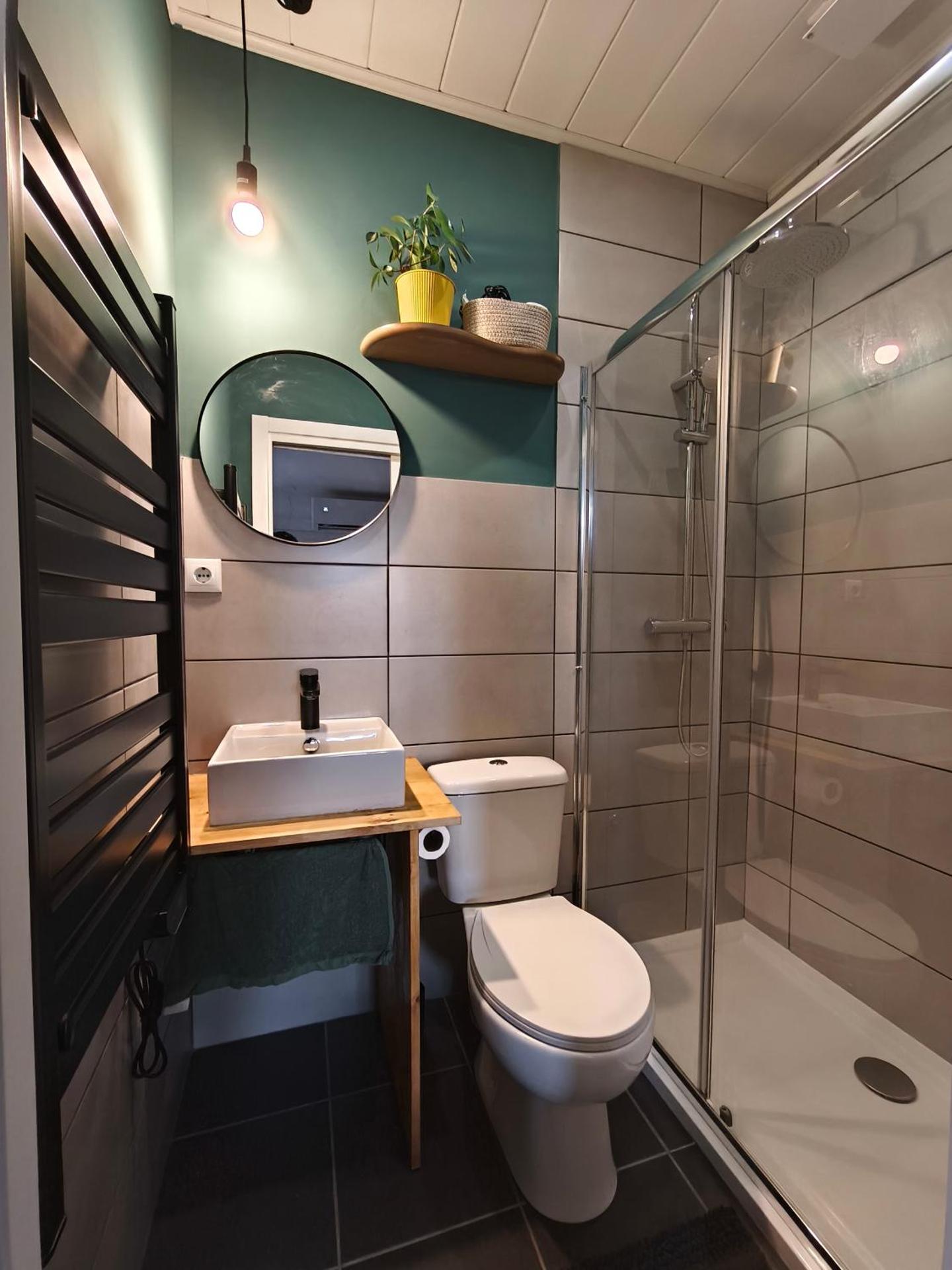 Gaia Style Room in a Shared Apartment