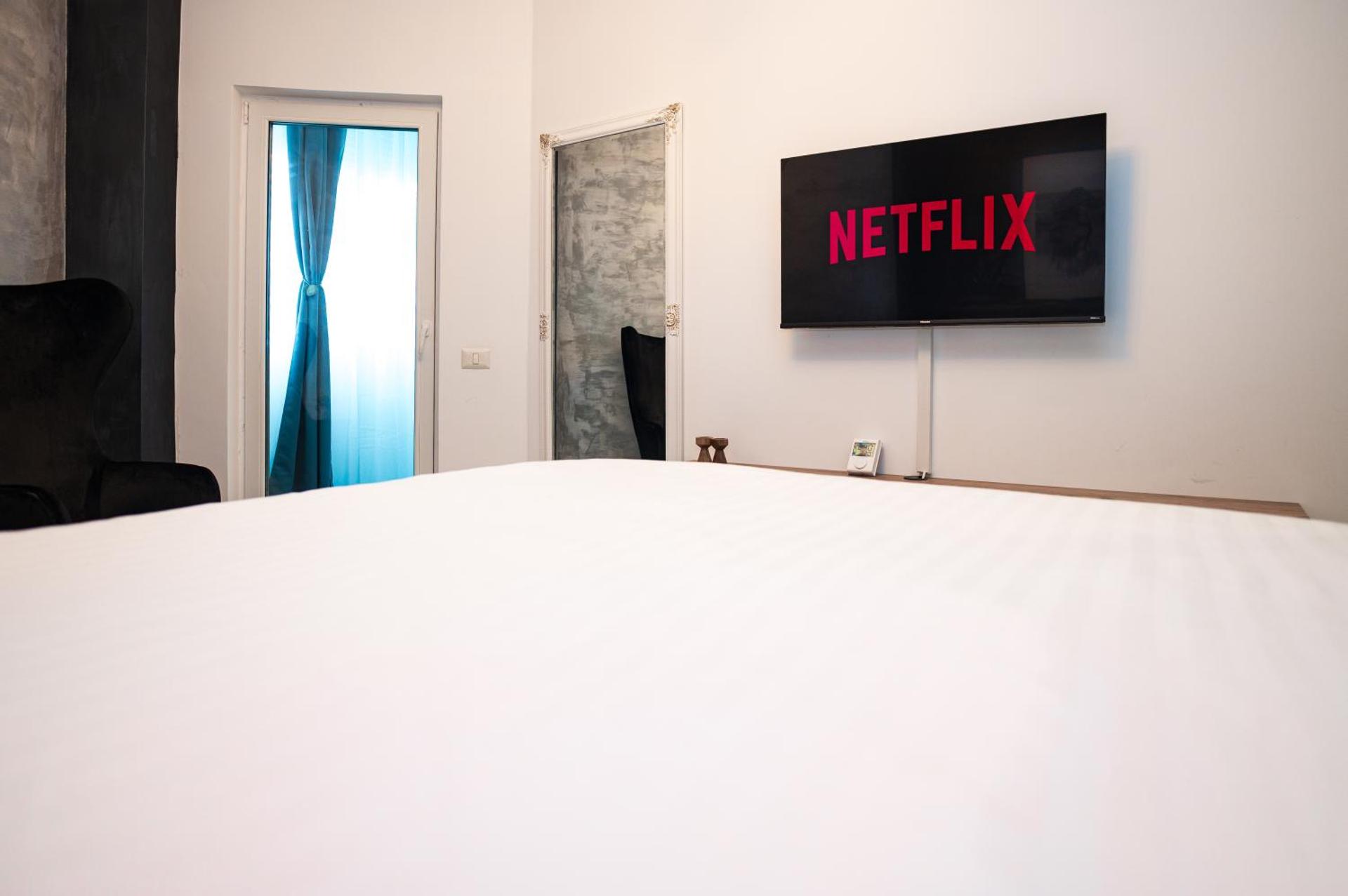 Escape Studio Pollux Militari